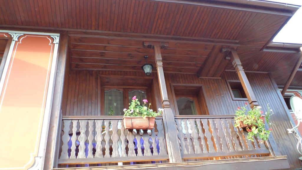 Chuchura Family Hotel Koprivștița Exterior foto