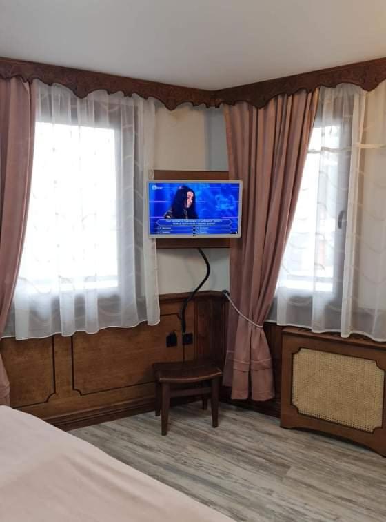 Chuchura Family Hotel Koprivștița Exterior foto