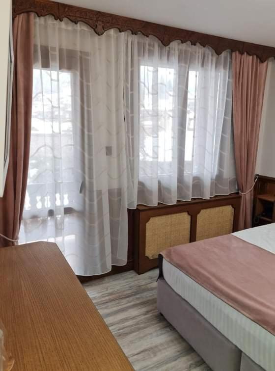 Chuchura Family Hotel Koprivștița Exterior foto