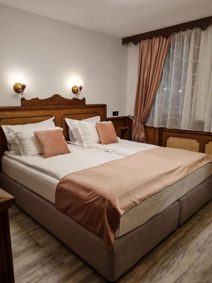 Chuchura Family Hotel Koprivștița Exterior foto